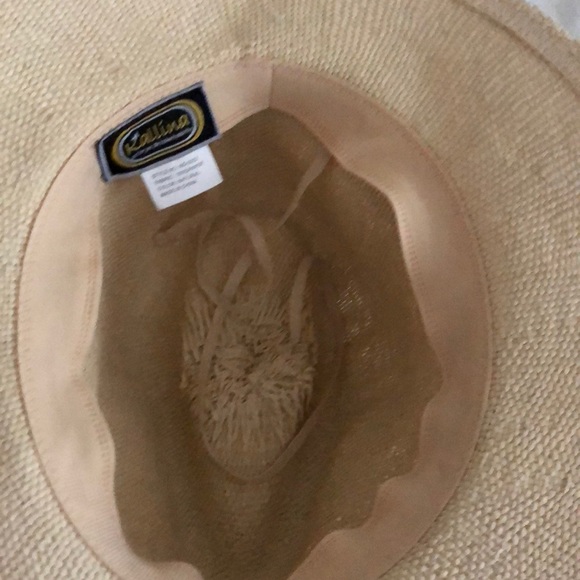 Straw Hat - Picture 4 of 4